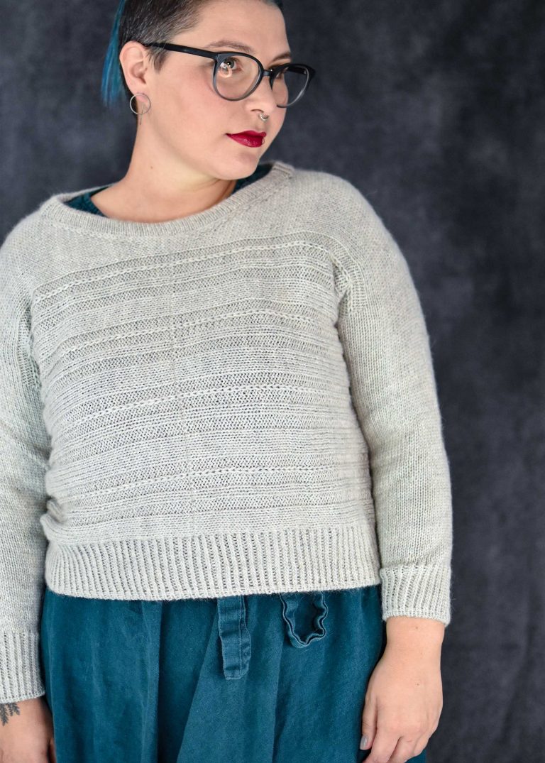 SidelinesSweater-SOSU-1C-Gray-02