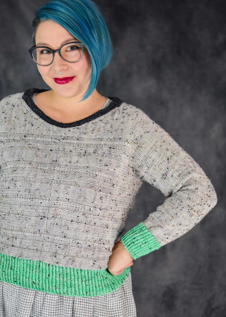 SidelinesSweater-SOSU-Gray-01