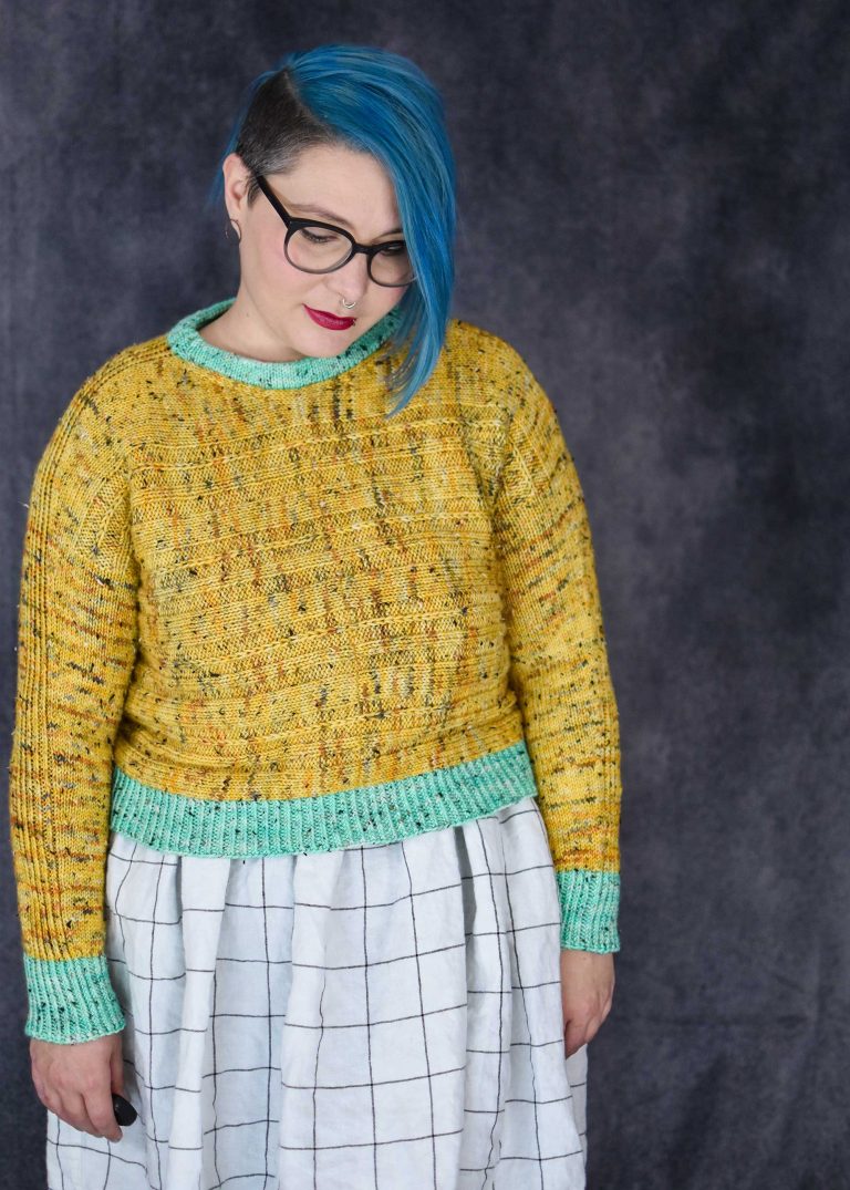 SidelinesSweater-SOSU-Prototype2-05