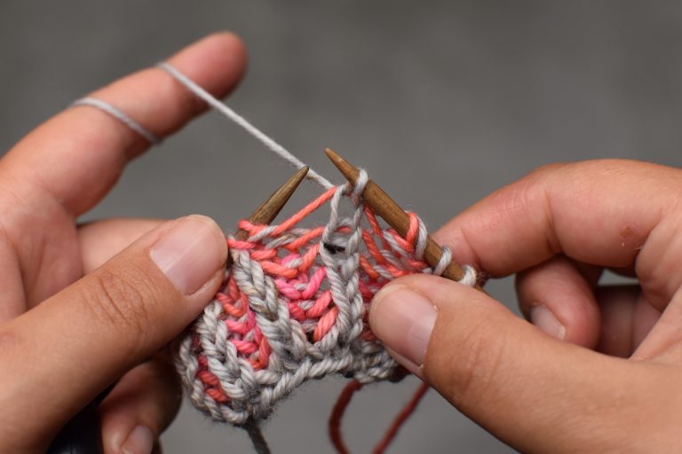 Step 2: Pull yarn through to complete the brioche knit.