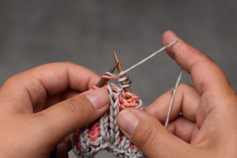 Step 4: Bring yarn forward again.