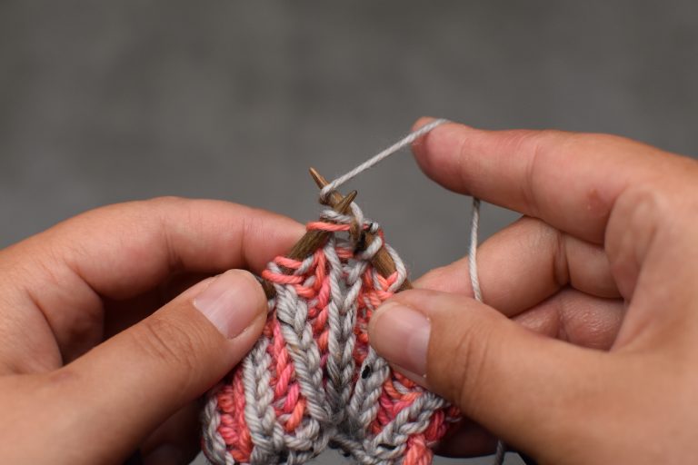 Step 3: Brioche knit the same stitch again.