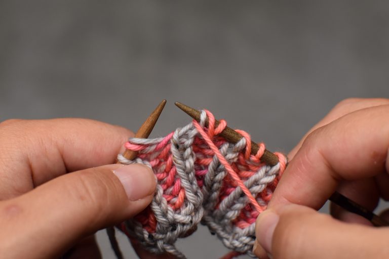 (Step 2 completed; continue with a purl/brioche-purl stitch.)