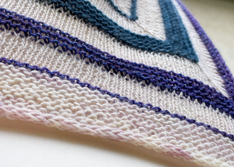 SOSU-Queermaschen-RainbowShawl-09