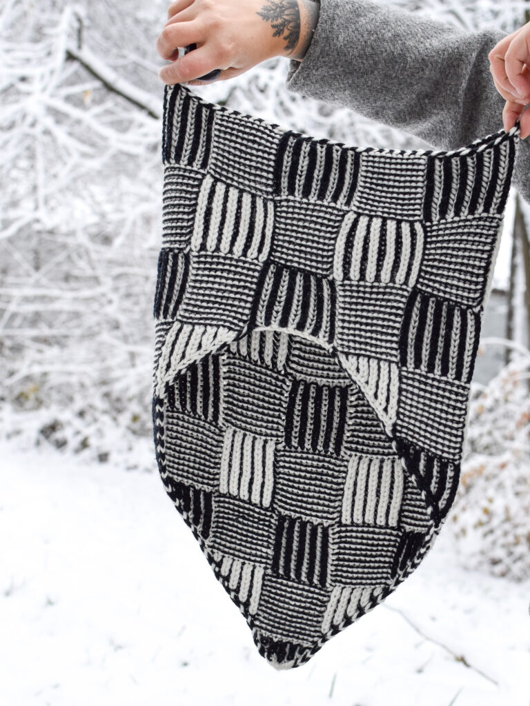 SOSU-GinnyBandanaCowl-02