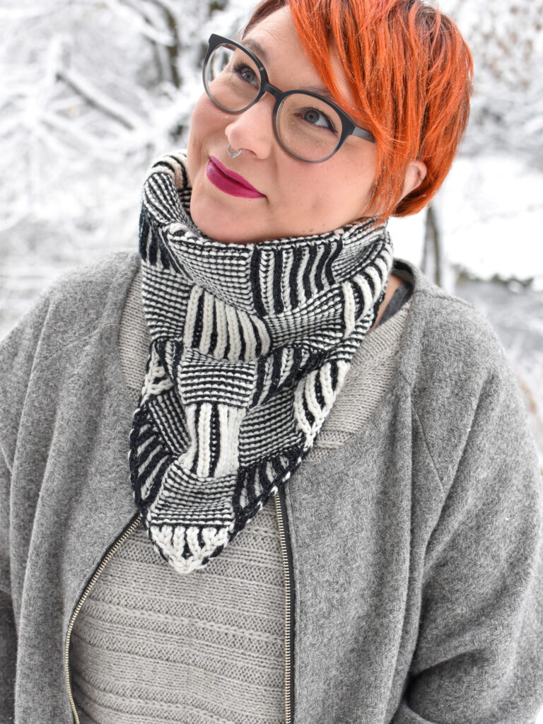 SOSU-GinnyBandanaCowl-05