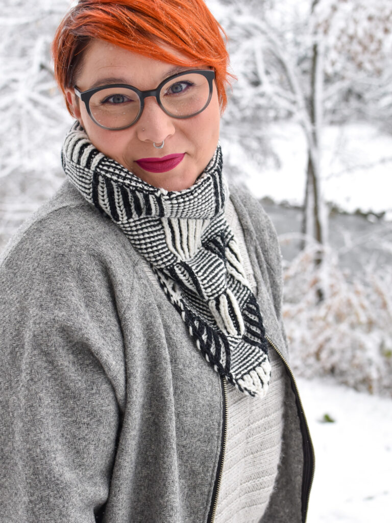 SOSU-GinnyBandanaCowl-06