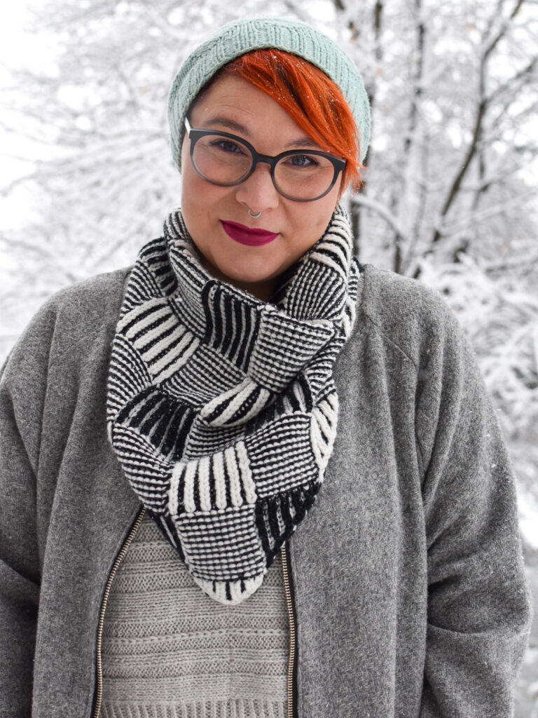 SOSU-GinnyBandanaCowl-19